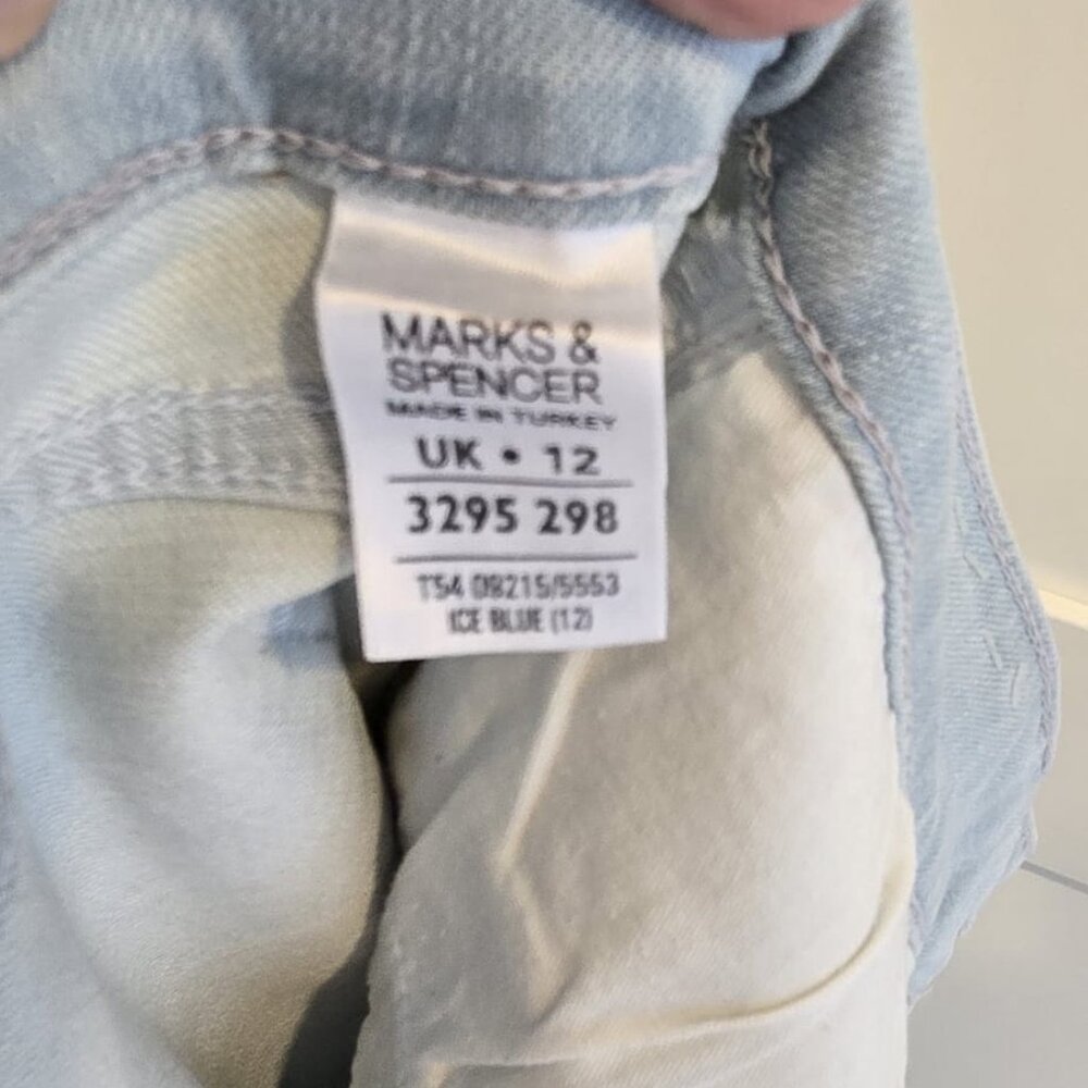 NWT M&S Light Wash Cropped Jeans Low Rise Size UK 12 (US 8) - Picture 10 of 11